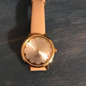 Kate Spade Scalloped Nude Watch in leather